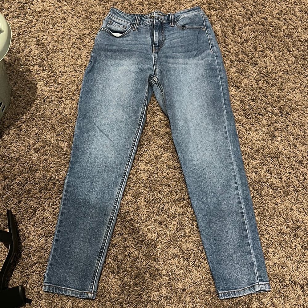 high waited mom jeans
